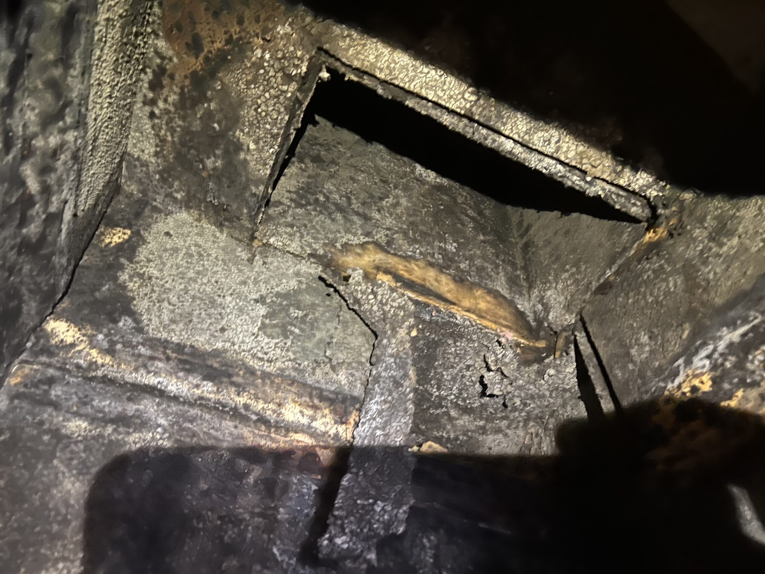 image of dirty air duct that needs air duct cleaning